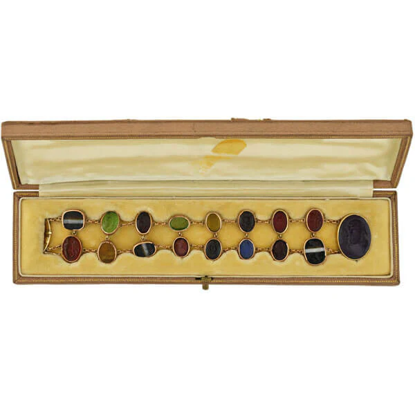 Early Victorian 14kt Glass Tassie & Agate Intaglio Link Bracelet - Image 2