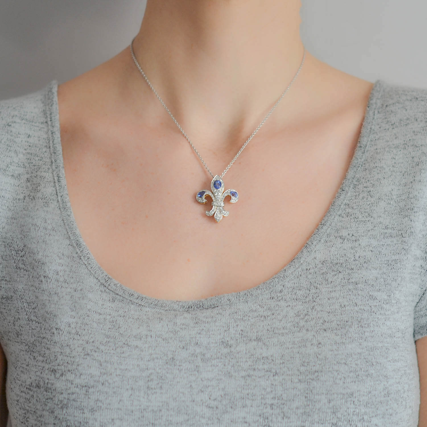Edwardian 18kt/Platinum Natural Ceylon Sapphire + Diamond Fleur-de-Lys Pendant - Image 8