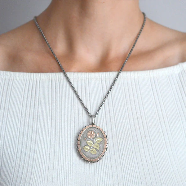 Victorian Sterling Silver Mixed Metals Flower Locket - Image 7