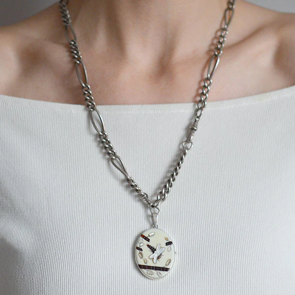 Vintage Silver & Japanese Shibayama Dragonfly Motif Locket - Image 8