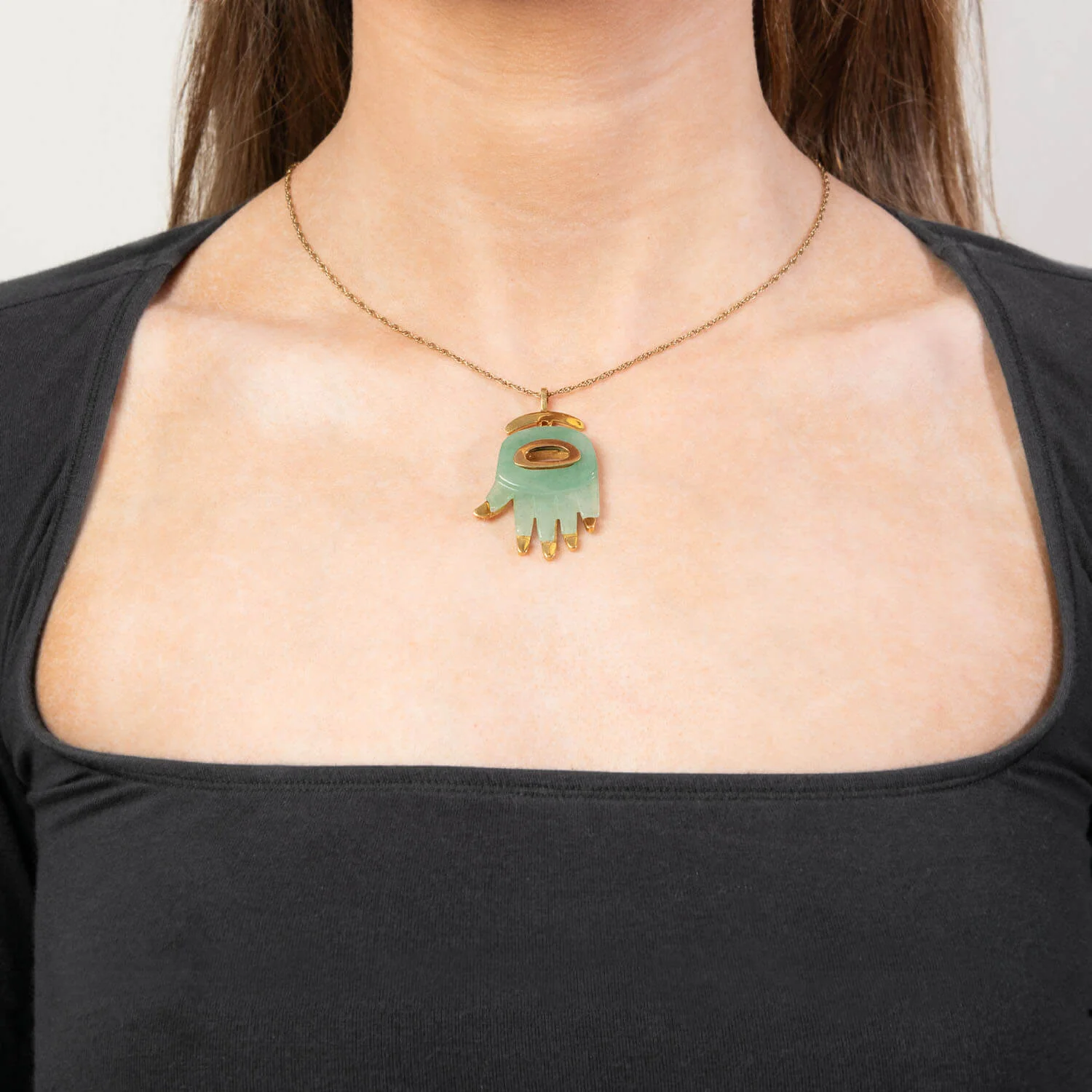 ALDO CIPULLO Vintage 18k Jade Hamsa Hand Pendant - Image 5