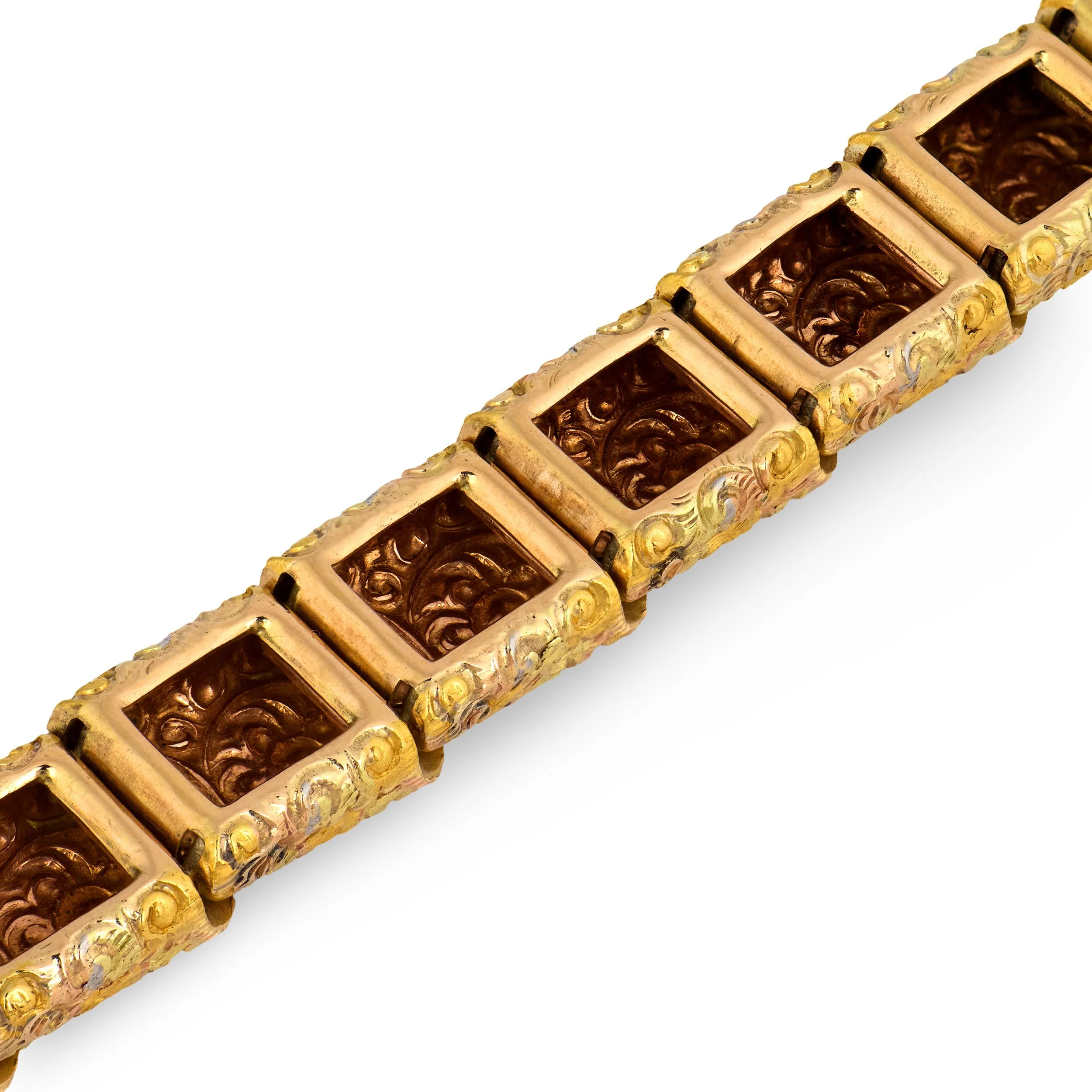 Art Nouveau 14k Repoussé Link Bracelet - Image 5
