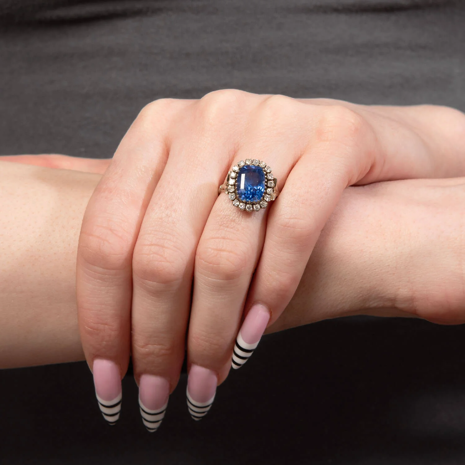 Edwardian 18k GIA No Heat Ceylon Sapphire 5.93ct & Diamond Ring - Image 6
