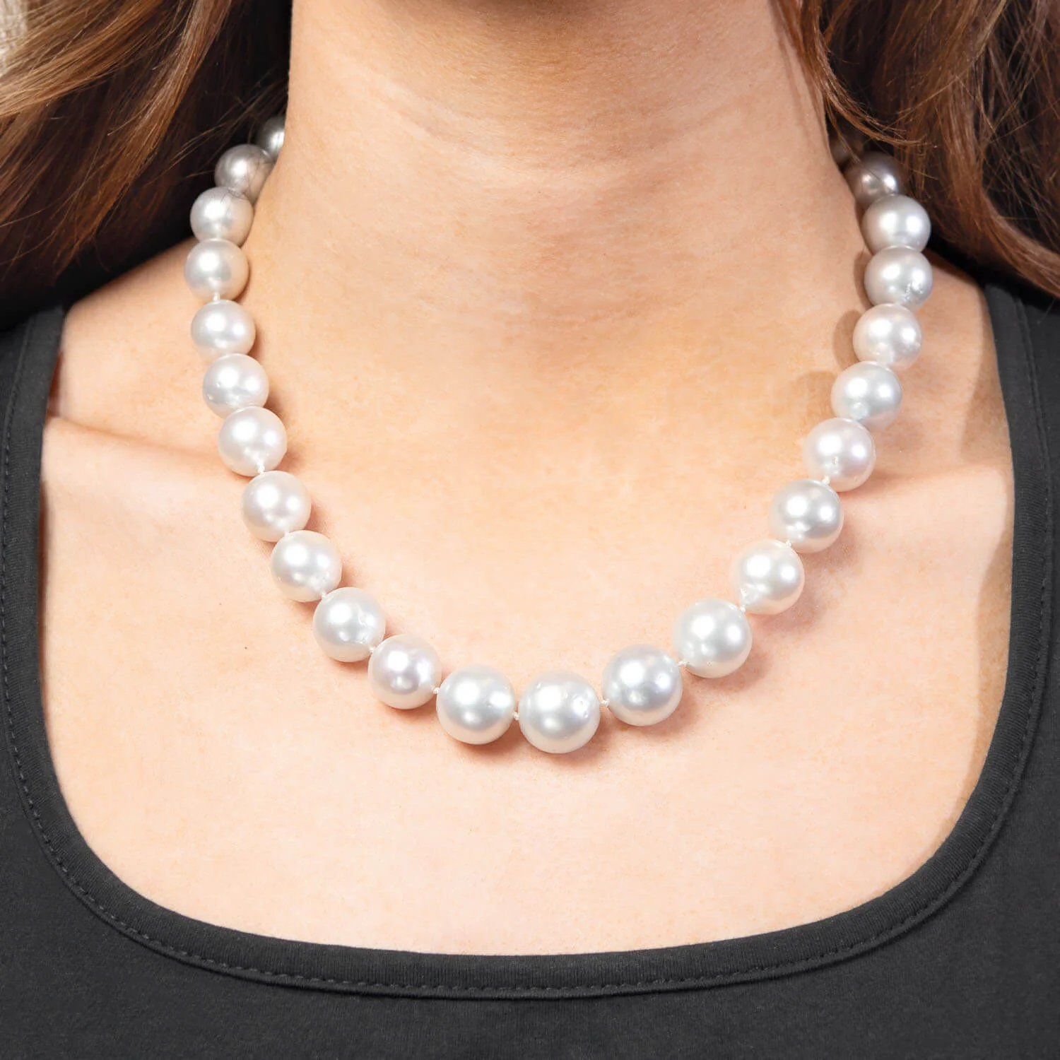 Estate 18k Pearl and Diamond Necklace 18" - Image 5