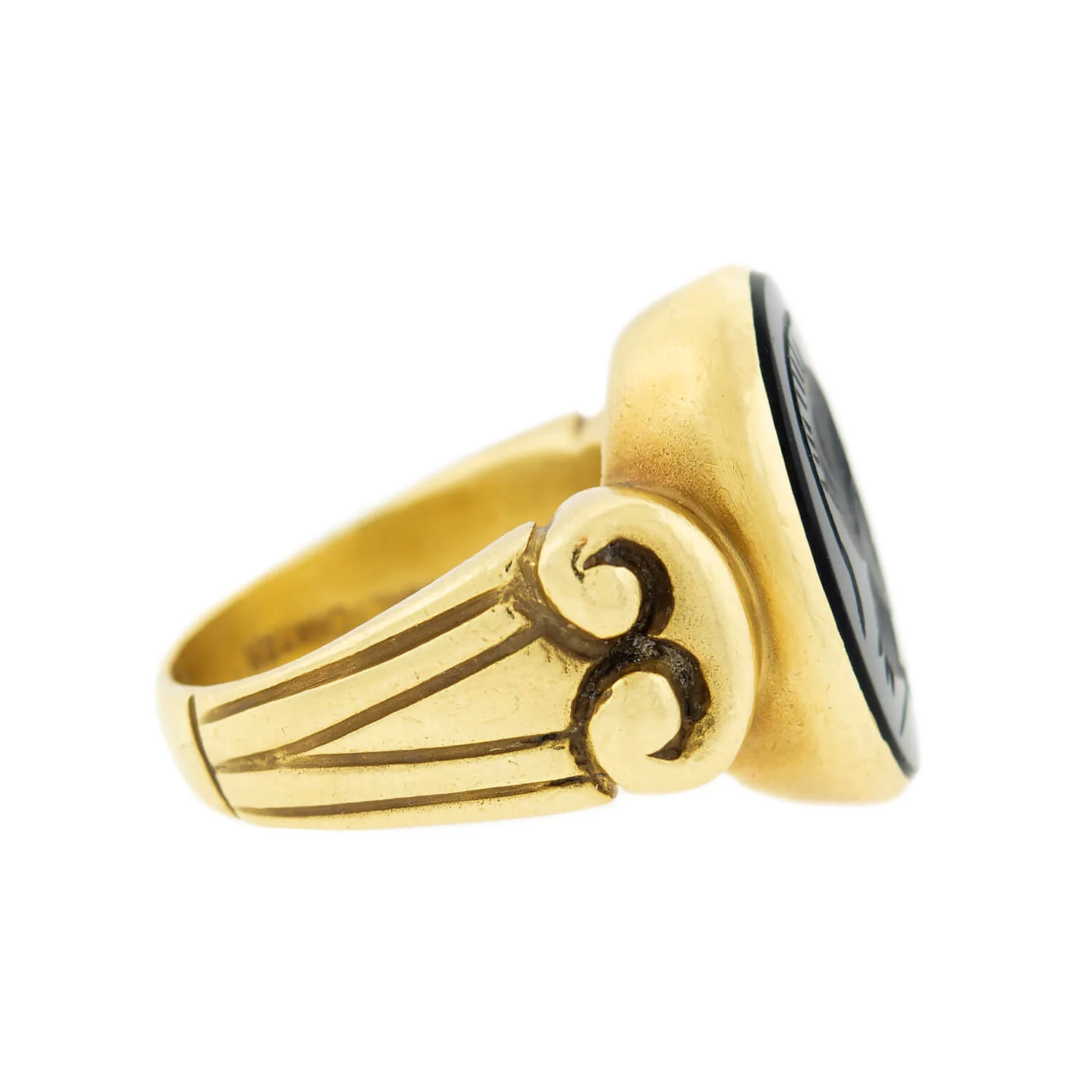 Estate VAHE NALTCHAYAN 18k Carved Onyx Intaglio Ring - Image 2