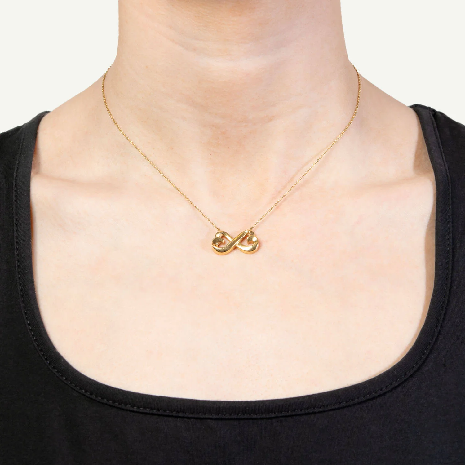 PALOMA PICASSO FOR TIFFANY & CO. Estate 18k Interlocking Hearts Necklace - Image 7