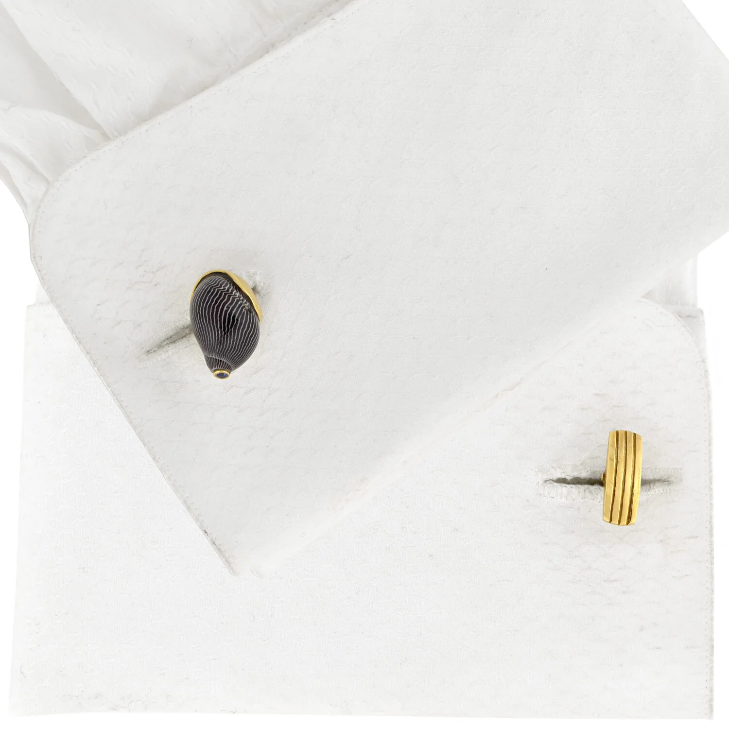 RENATO CIPULLO Estate 18kt Netrite Zebra Snail Shell + Sapphire Cufflinks - Image 10