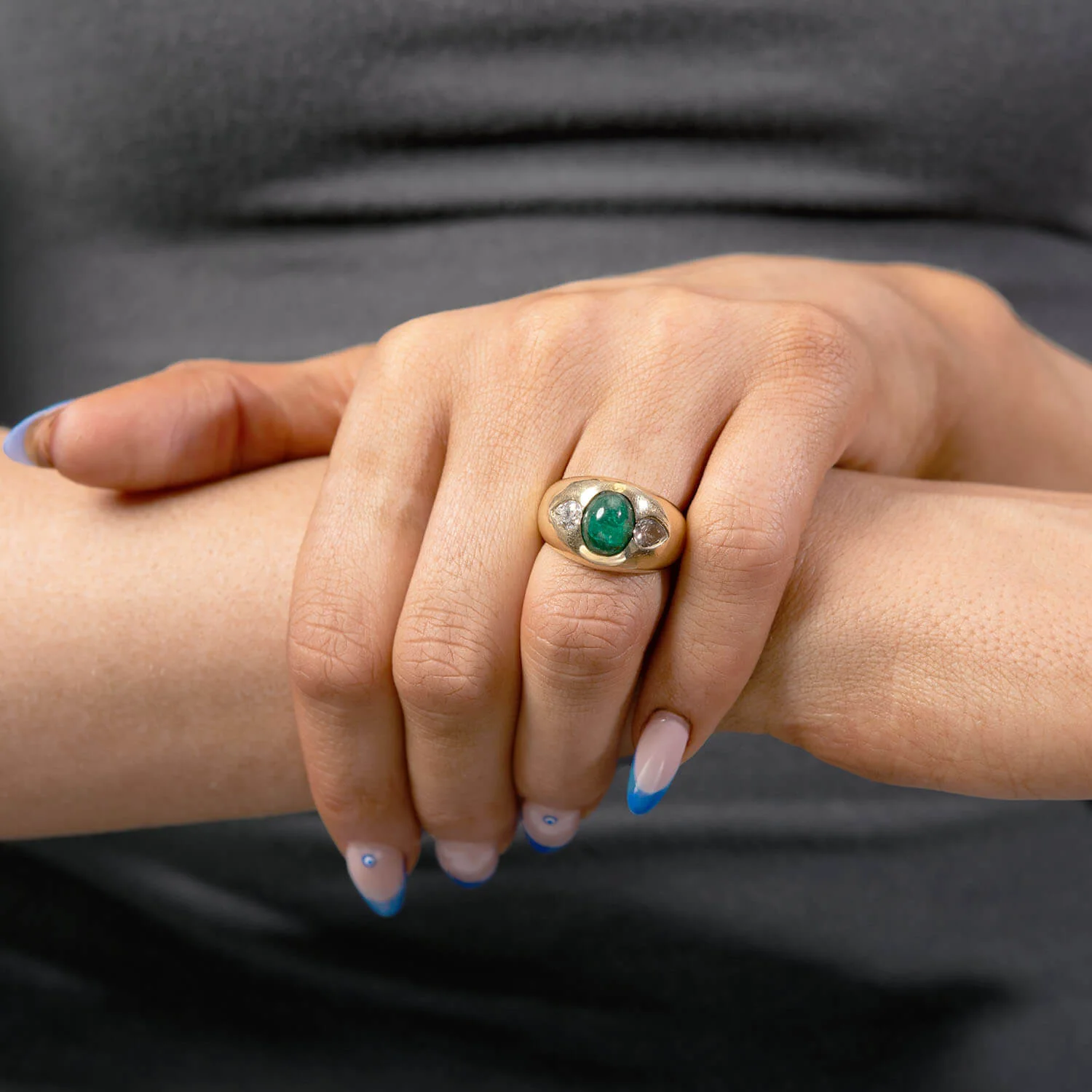 Retro 18k Emerald and Diamond Flush Mount Ring - Image 6