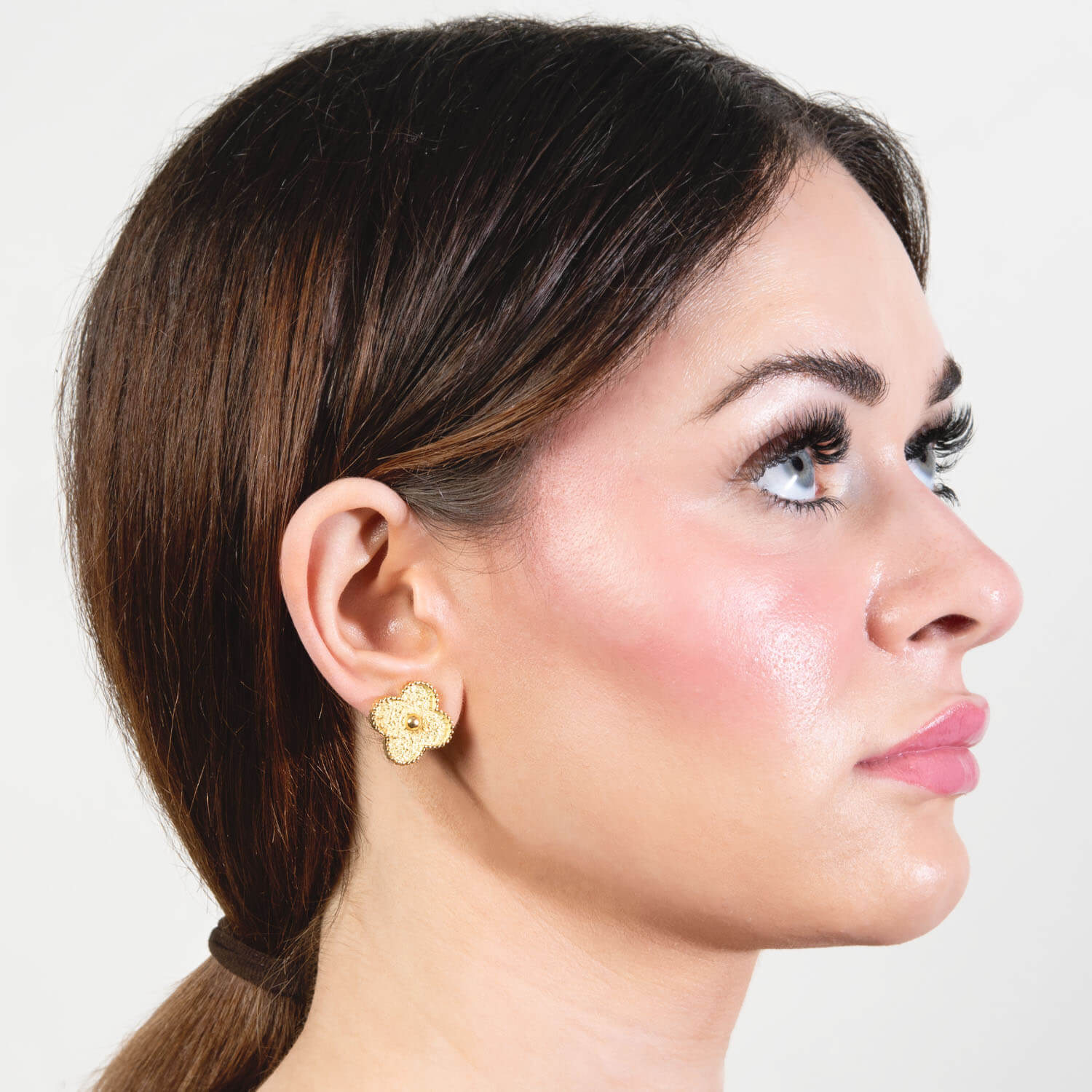 VAN CLEEF & ARPELS Estate 18k Alhambra Earrings - Image 5