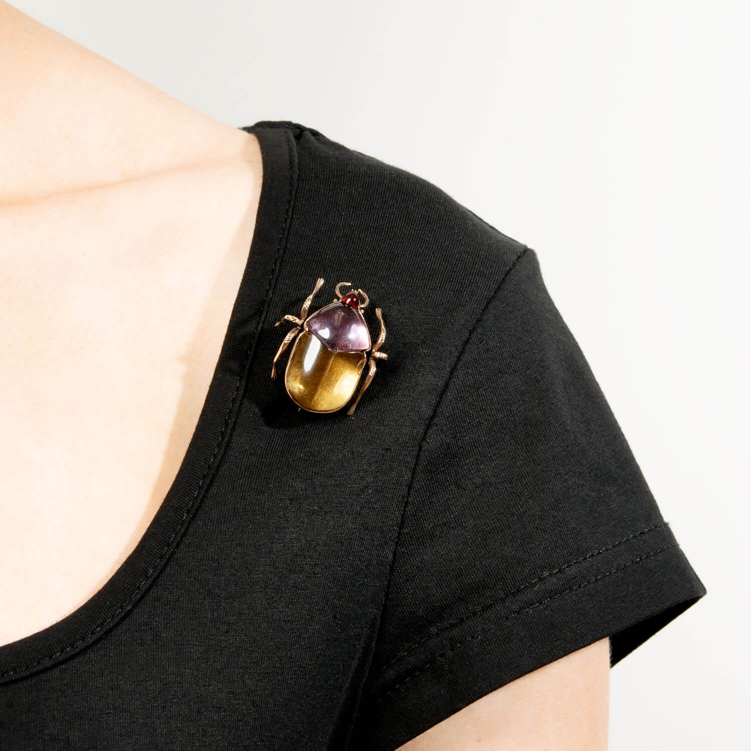 Victorian 10k Citrene, Amethyst, and Red Glass Scarab Beatle Pin - Image 5