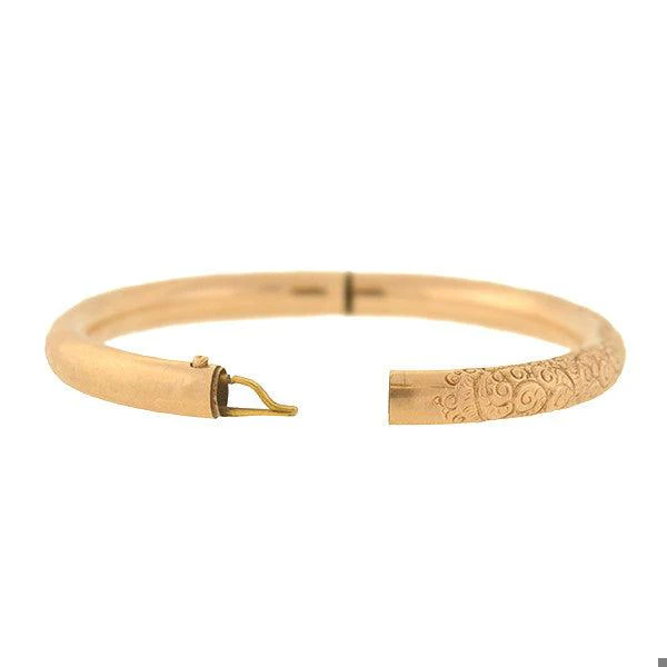 Victorian 10kt Repousse Hinged Bangle Bracelet - Image 2