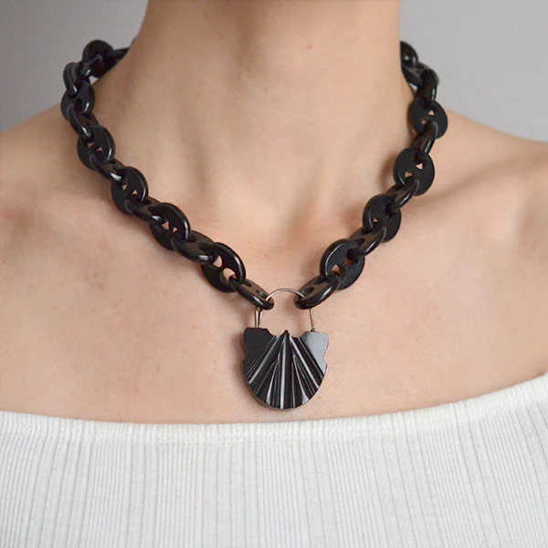 Victorian Carved Jet Chain & Lock Necklace - Image 6