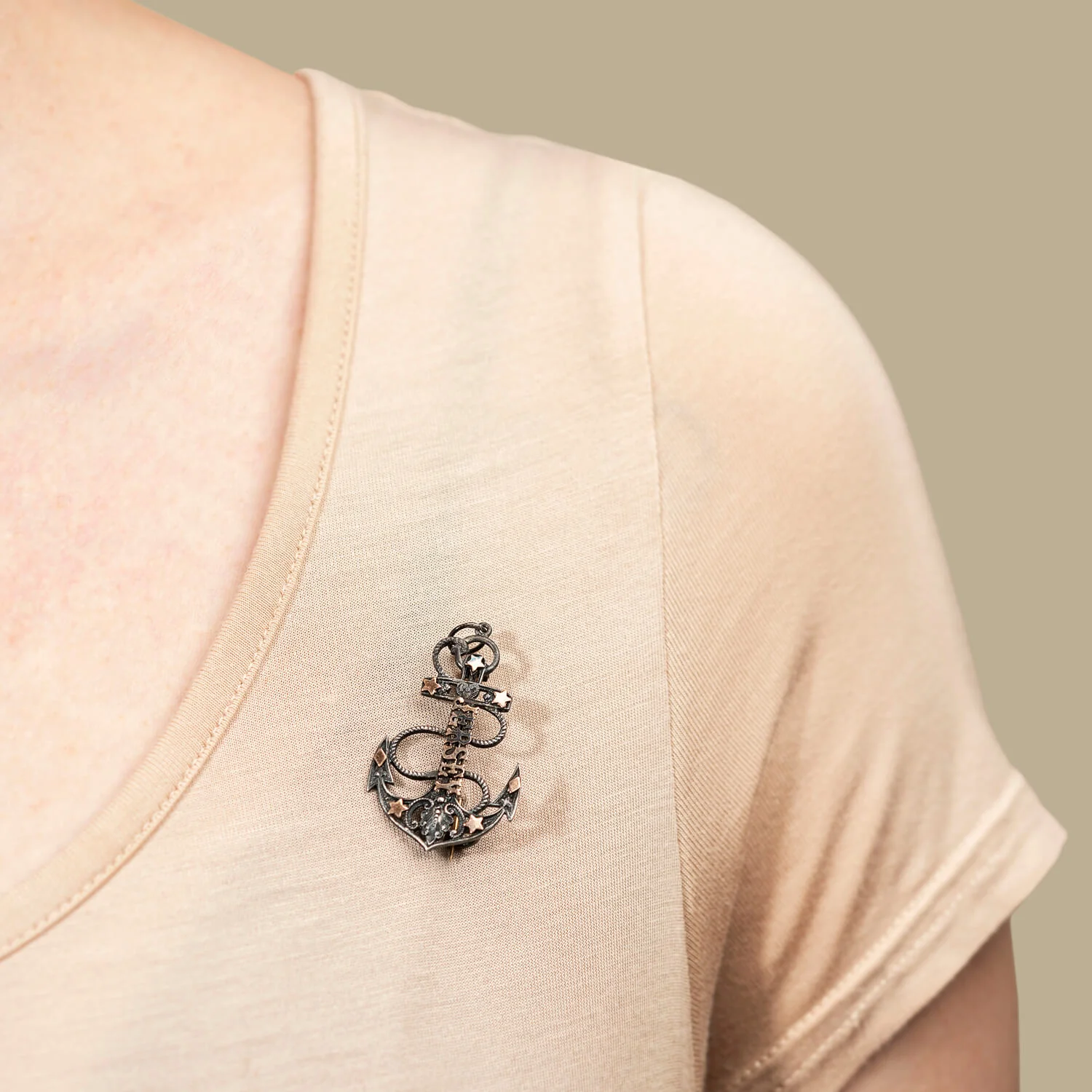 Victorian Gunmetal + Gold Wash "JERSEY" Anchor Pin/Pendant - Image 4