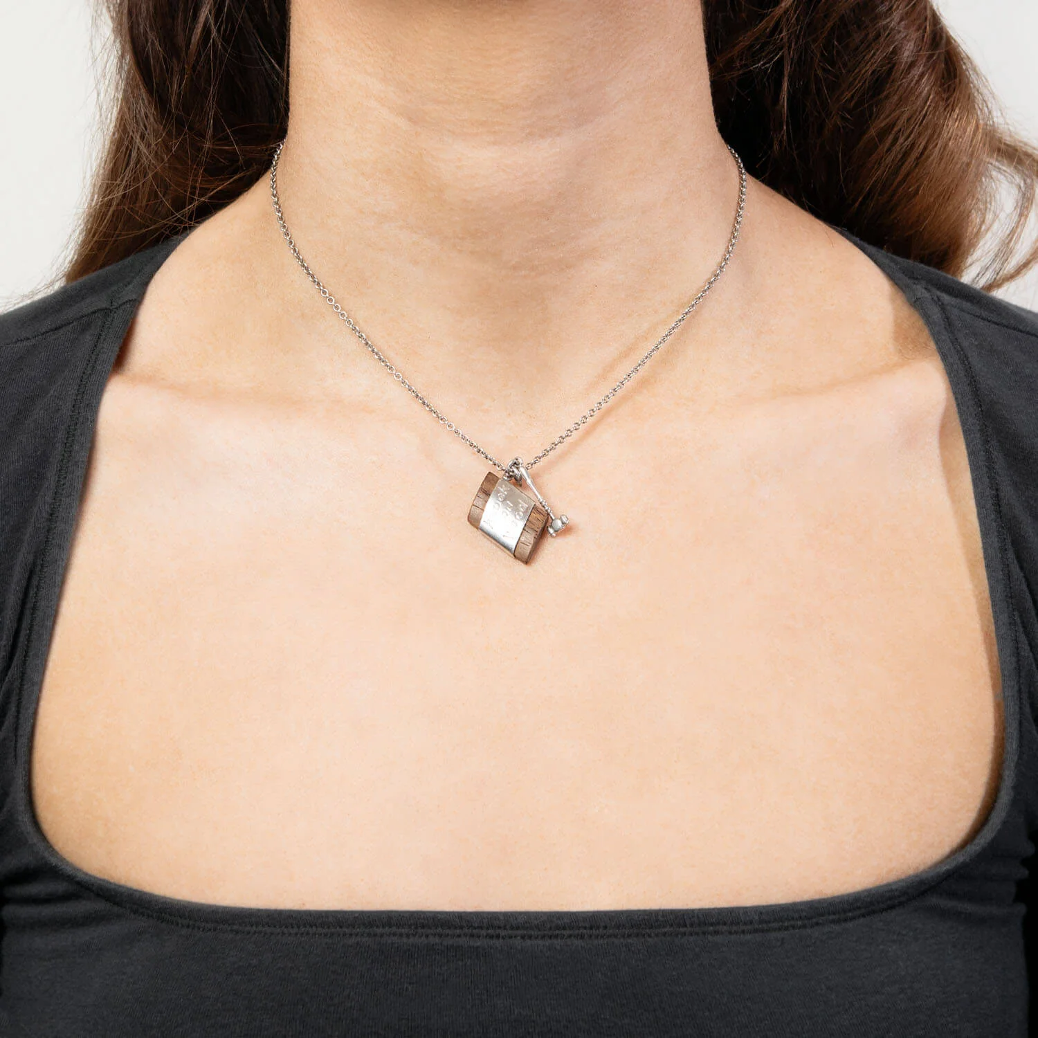 Vintage Sterling Silver "Knock On Wood" Pendant Necklace - Image 6